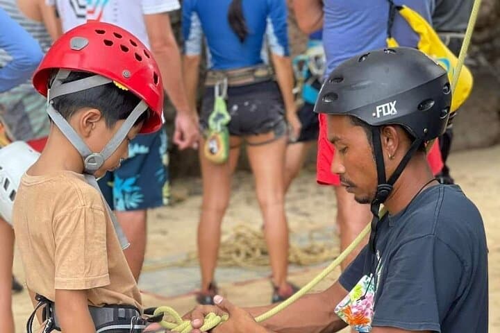 Railay Beach Half-Day Rock Climb with Local Guides photo 2