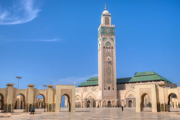 Fez to Casablanca Private Transfer with Casablanca City Tour