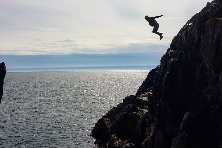 Coasteering on Anglesey: Cliff Jumps, Scrambles & Wild Swimming photo 4