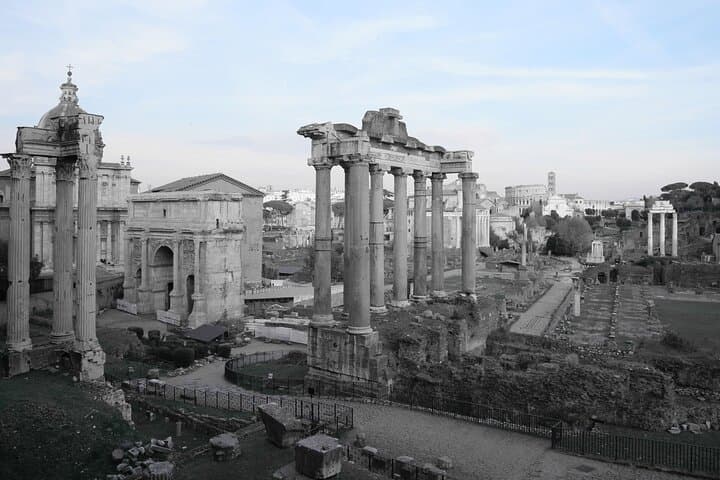 Colosseum, Roman Forum & Palatine Hill Guided Walk — Skip-the-Line photo 3