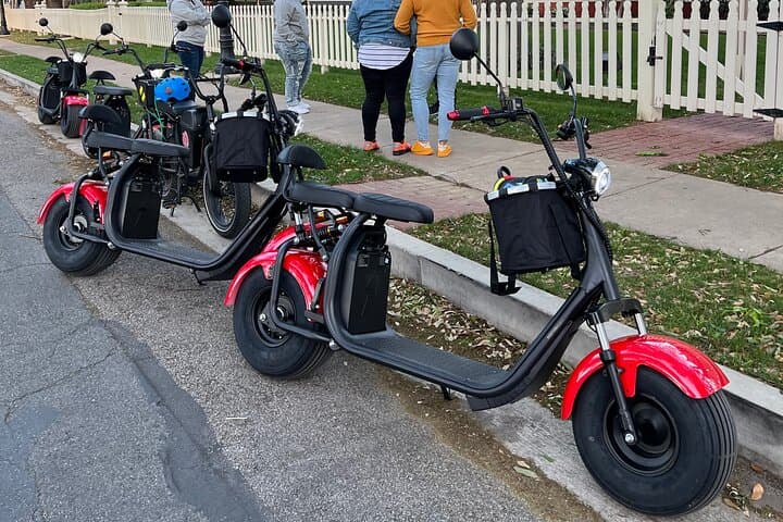 Scoot Dallas: 1-Hour Fat-Tire Scooter Rental Through Uptown and Trinity Trails photo 2