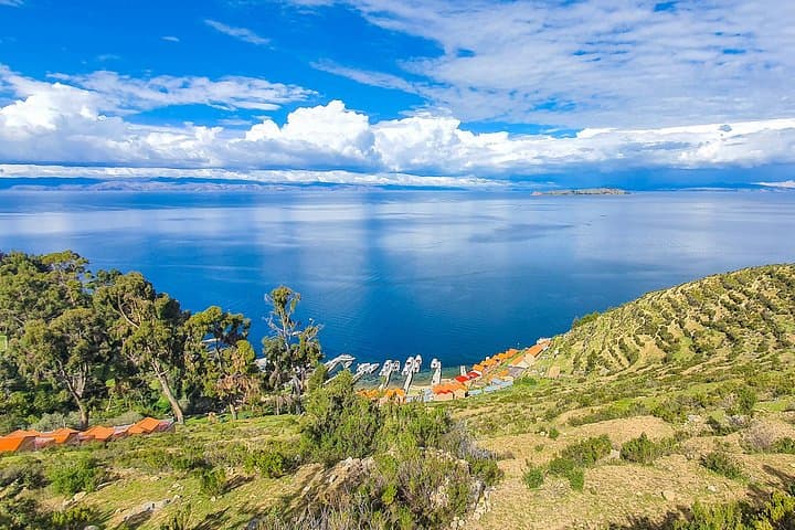 Titicaca Lake & Sun Island: 2-Day Tour from La Paz with English Guide photo 2