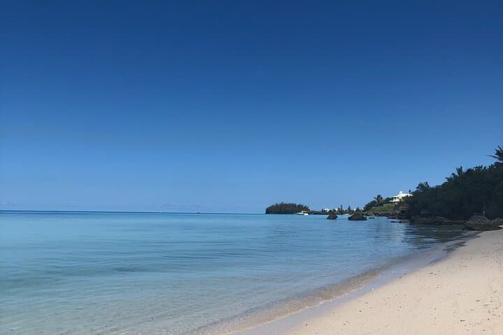 Bermudaful Half-Island Tour: Western Bermuda Highlights from Dockyard to Pink Sand Beaches