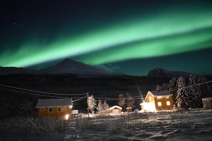 VIP Northern Lights Chase from Svolvaer — Private Beach Camp & Photo Service photo 2