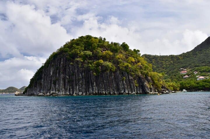 Sailing the Baie des Saintes: Beginner Catamaran Cruise and Turtle Snorkel photo 5