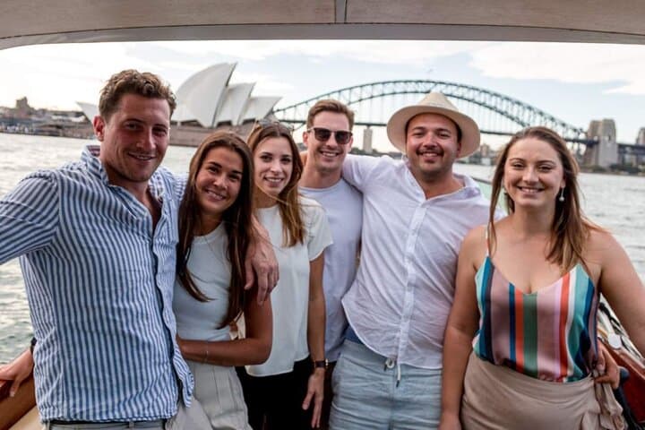 Blue Mountains to Sydney Harbour: Private Full-Day Vehicle & Boat Tour photo 5