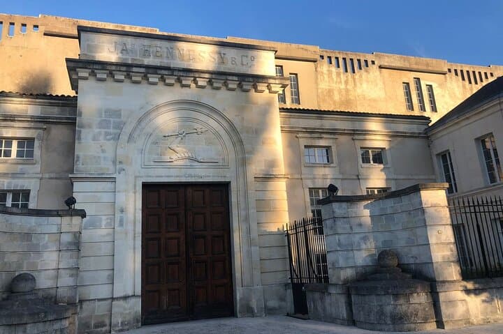 Self-Guided e-Scavenger Hunt in Cognac: Interactive City Game and Historic Walk photo 5