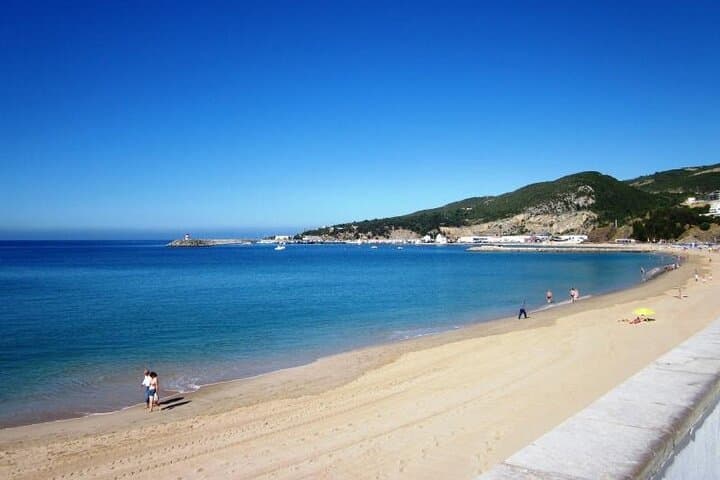 Full-Day Arrábida Guided Tour from Lisbon: Beaches, Vineyards & Views