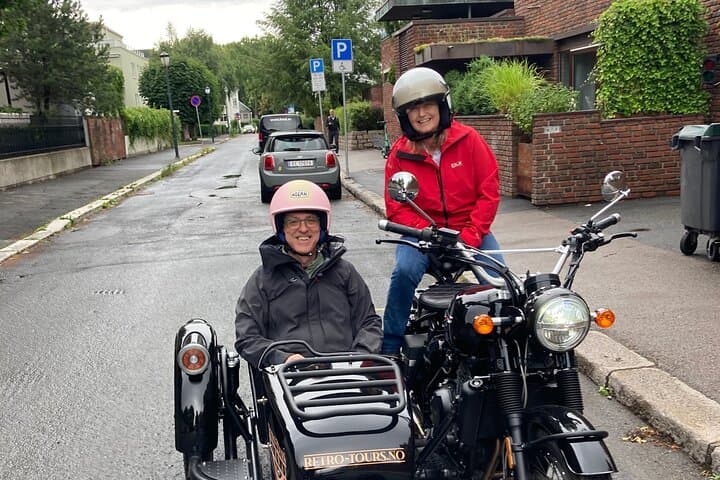 Oslo Retro Motorcycle Sidecar Tour — 2-Hour City Highlights photo 3