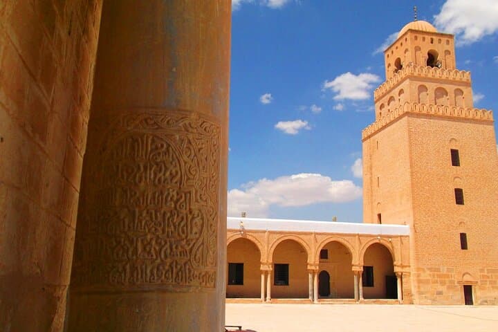 5-Day Tunisia Discovery: Sahara, Roman Ruins & Troglodyte Villages
