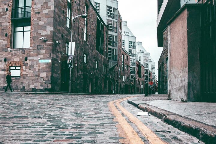 Interactive Treasure Hunt in Dublin: Self-Guided Riddle Walking Tour photo 2