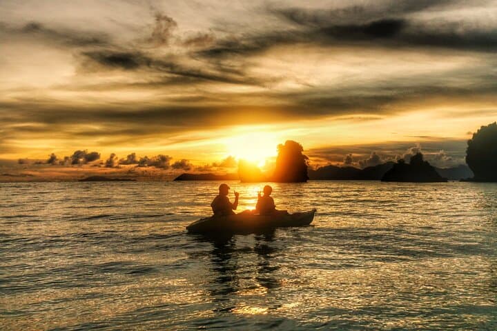 Langkawi Sunset Kayaking at Tanjung Rhu: Guided Geoforest Paddle