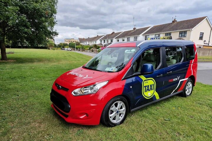 Dublin Private Transfer: Door-to-Door Airport & Custom Tours photo 5