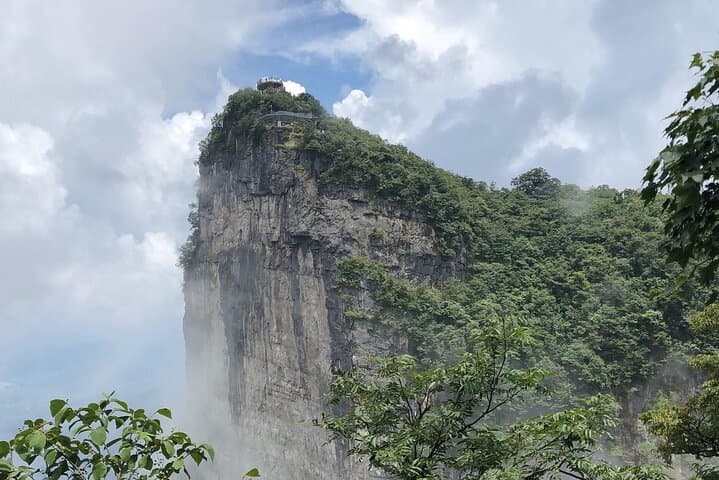 Zhangjiajie to Fenghuang: 5-Day Private Hunan Tour of Pillar Peaks, Glass Walks & Ancient River Towns photo 6