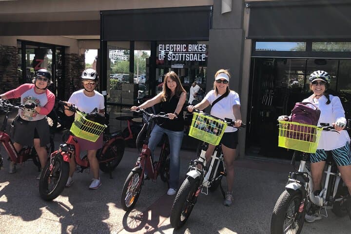 Self-Guided Electric Bicycle Rental and Greenbelt Ride in Scottsdale