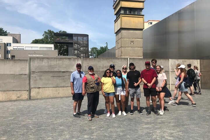 Berlin Small-Group Historical Bike Tour — Wall, Reichstag & Jewish Quarters photo 4