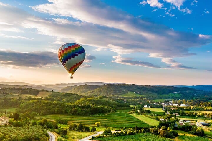 Sunrise Hot Air Balloon over Chianti: Flight from San Casciano photo 3
