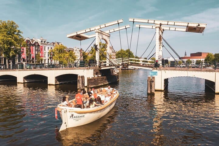 Private Amsterdam Canal Cruise with Unlimited Drinks from Central Station photo 2