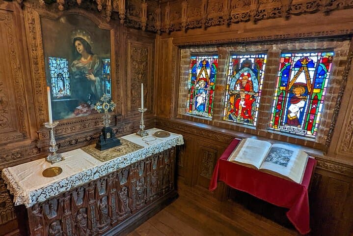 Exploring Hever Castle: Tudor History and Gardens Near London photo 4