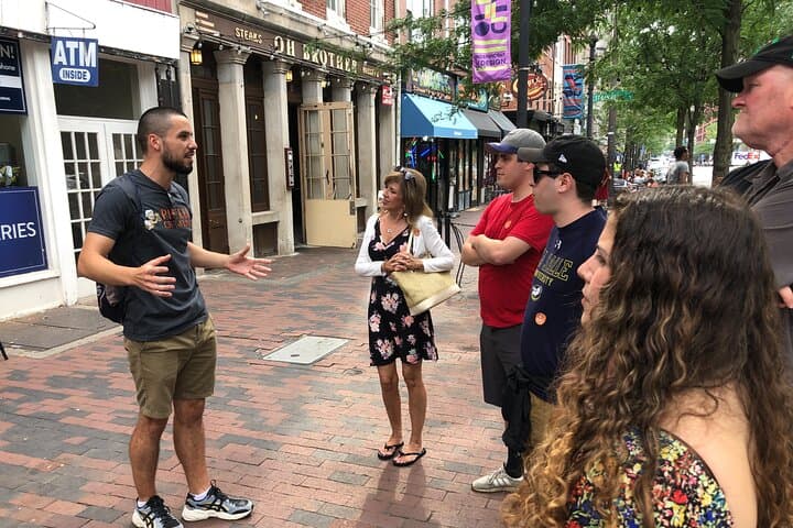 Old City Philadelphia Pub Crawl: Small-Group History Tour & Bar Stops photo 5