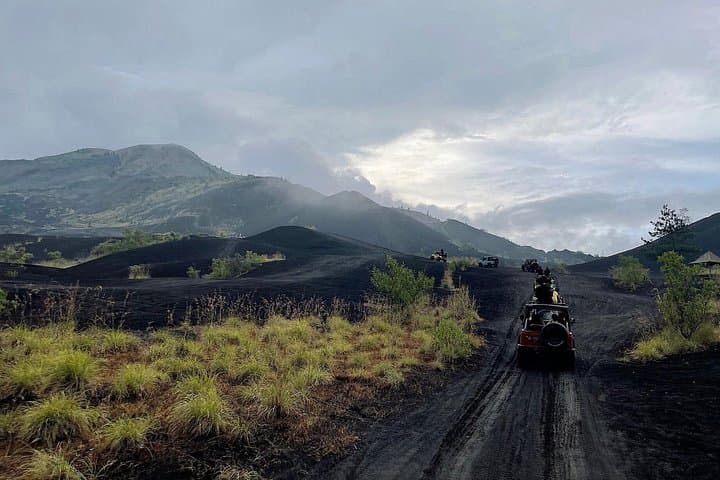 Mount Batur Jeep Sunrise & Overnight Glamping — No-Hike Sunrise in Kintamani photo 4