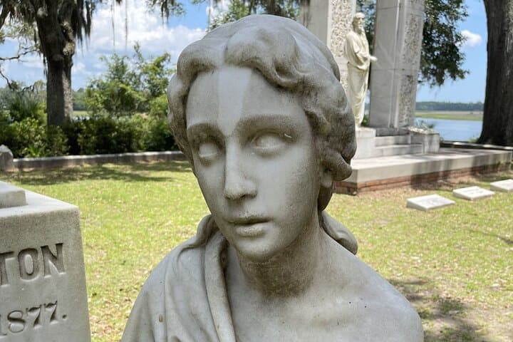 Bonaventure Cemetery History Tour — Savannah Dark History Walk