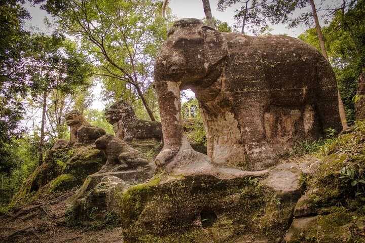 Phnom Kulen Motorcycle & Lost-City Day Tour from Siem Reap