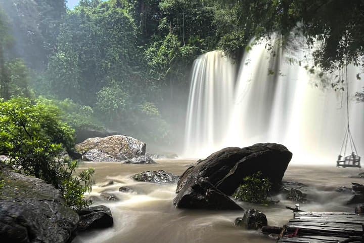 Phnom Kulen Full-Day: Waterfalls, Reclining Buddha & River of a Thousand Lingas photo 4