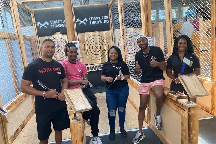 1-Hour Axe Throwing in Memphis: Craft Axe Experience and Tips photo 4