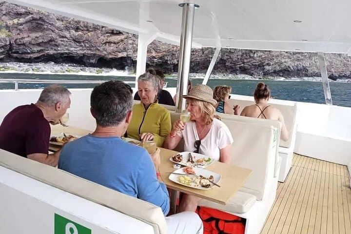 Half-Day Madeira West Coast Cruise with Snorkeling & Lunch photo 6