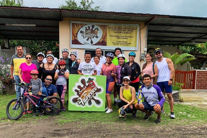Guayaquil Chocolate Bike Tour: Pedal Through Mangroves and Cocoa Farms photo 4