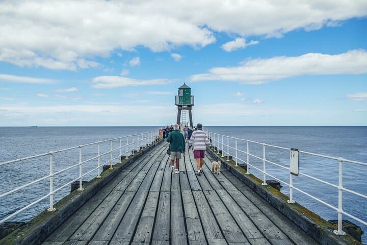Whitby Hidden Gems: Self-Guided Treasure Hunt & Big Britain Quiz photo 3