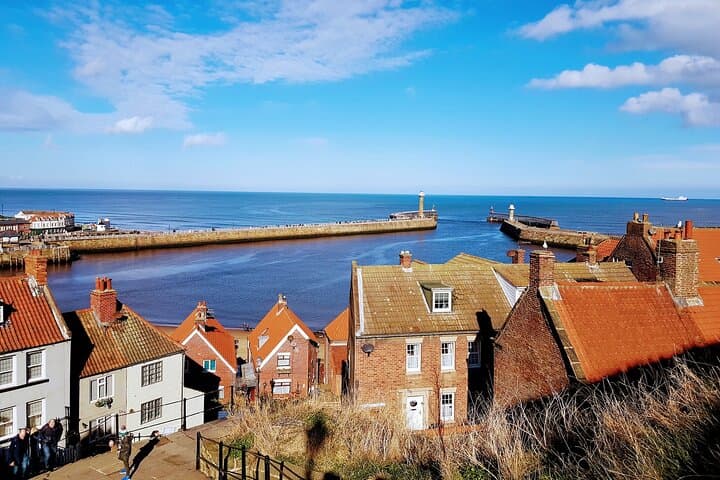 Whitby Hidden Gems: Self-Guided Treasure Hunt & Big Britain Quiz photo 6