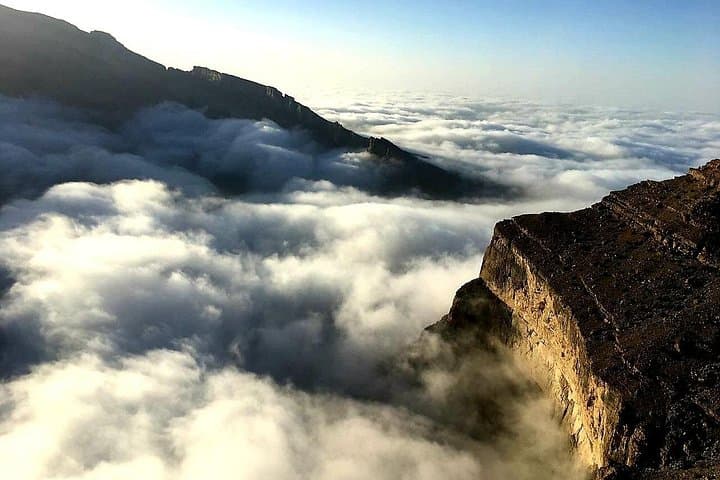 Overnight Camping on Jebel Shams: Sunrise on Oman’s Grand Canyon photo 6