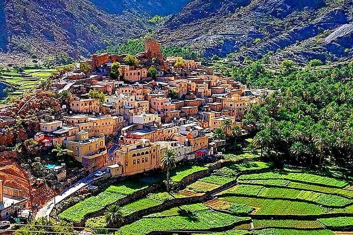 Nakhal Fort, Hot Springs & Wadi Bani Awf: Full-Day 4x4 Adventure from Muscat
