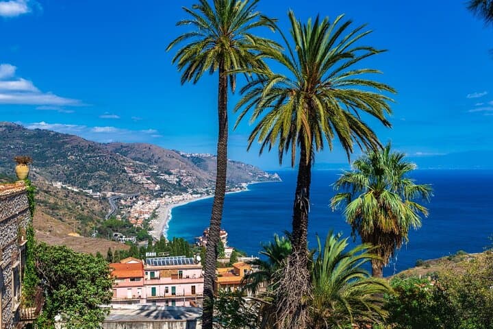 Taormina and Mount Etna Winery Day Trip from Messina: Private Tour & Tasting