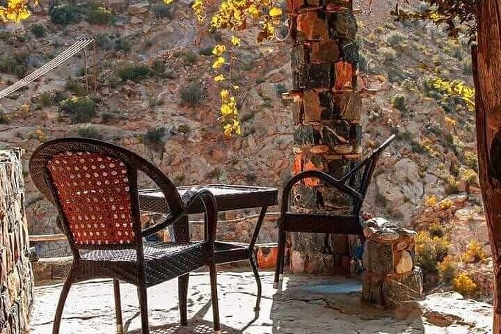 Jebel Akhdar Day Tour: Birkat Al Mouz & Al Suwara Village photo 1