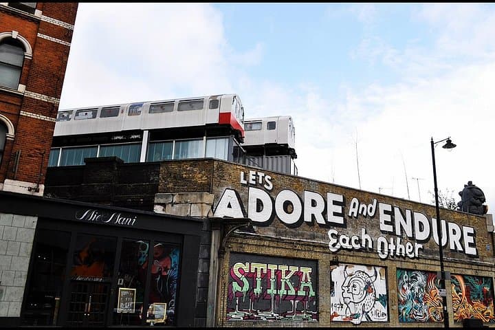 East End Secrets: Private Spitalfields & Brick Lane Walking Tour photo 5