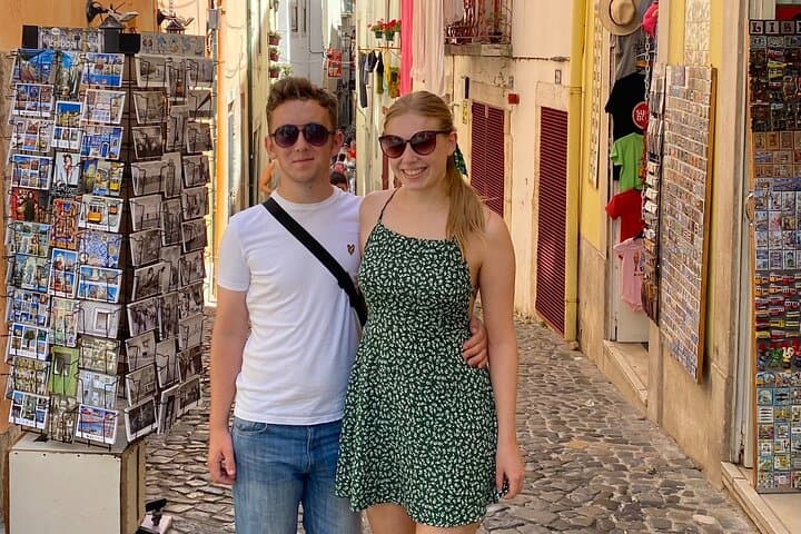 Private 90-Min Tuk Tuk Tour Through Historic Lisbon photo 4