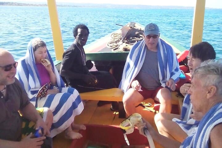 Negril Day Trip from Montego Bay: Booby Cay Lobster Lunch & Rick's Cafe Sunset photo 3