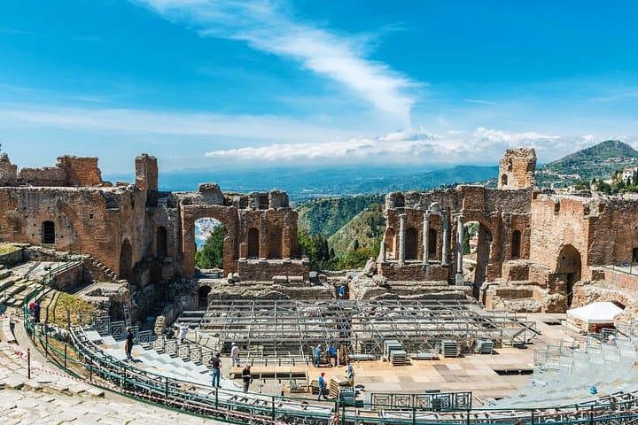 Private Etna and Messina Day Tour from Messina — Taormina, Castelmola & Volcano Views photo 4