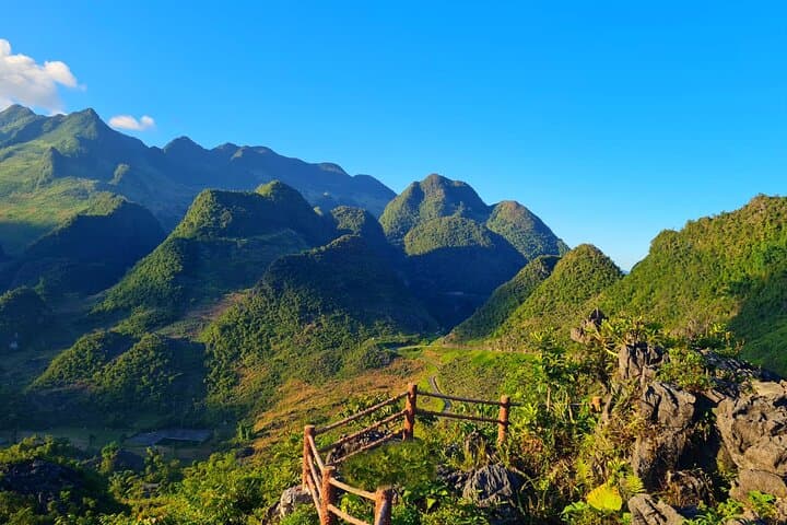 3-Day Ha Giang Loop Motorbike Adventure: Ma Pi Leng, Nho Que & Dong Van photo 1