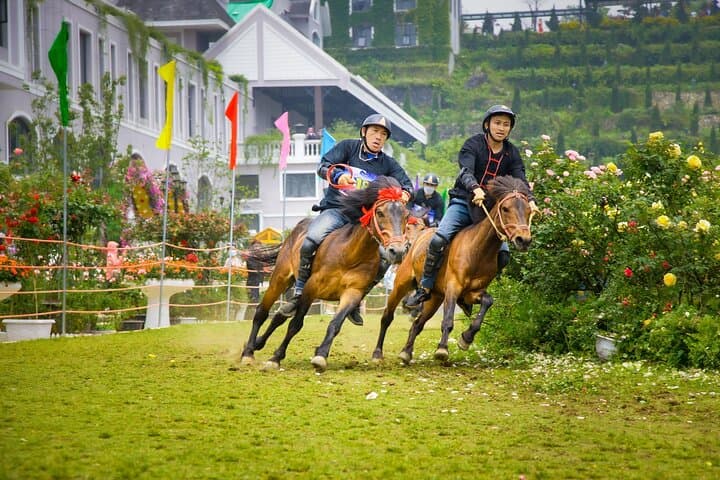 Fansipan Cable Car & Trek: Full-Day Sapa Adventure to Vietnam's Highest Peak photo 6