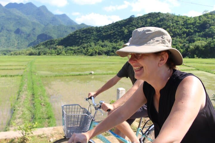 Mai Chau 1-Day Tour: Valley Cycling, Village Walks & Thung Khe Pass photo 6