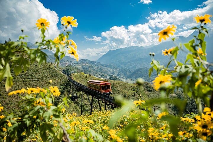 Fansipan Cable Car & Trek: Full-Day Sapa Adventure to Vietnam's Highest Peak photo 2