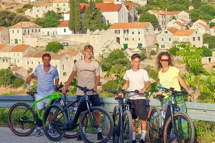 Hvar Island Self-Guided E-Bike Tour — Explore Lavender Fields, Stari Grad & Coastal Baths photo 4