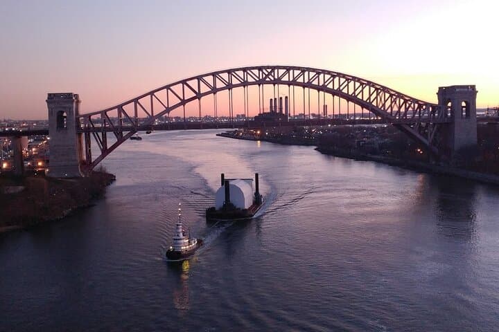 Hell Gate Walking Tour: Explore New York’s Forgotten Islands and Dangerous Currents photo 2