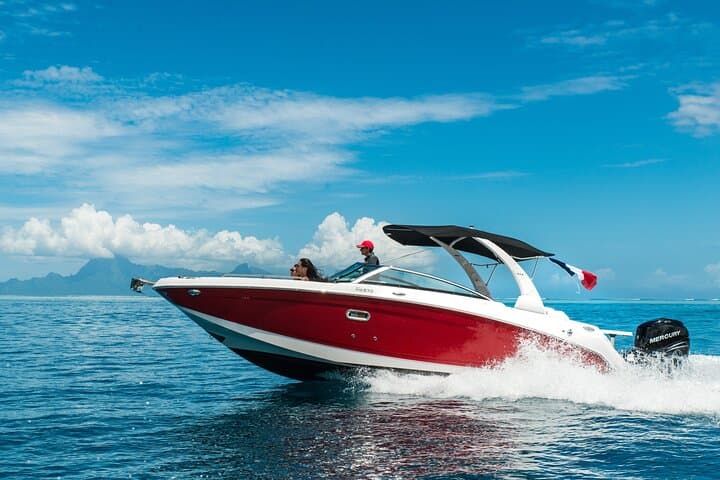 Private Sunset Cruise in Tahiti: Mo'orea Views & Lagoon Snorkel