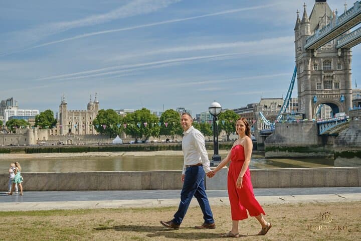 Private Tower Bridge Photo Session — 60-Minute Professional Shoot in London photo 4
