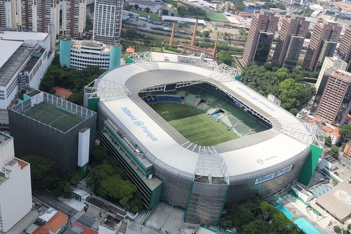 São Paulo Helicopter Private Tour — Panoramic Flight with Hotel Transfer photo 5